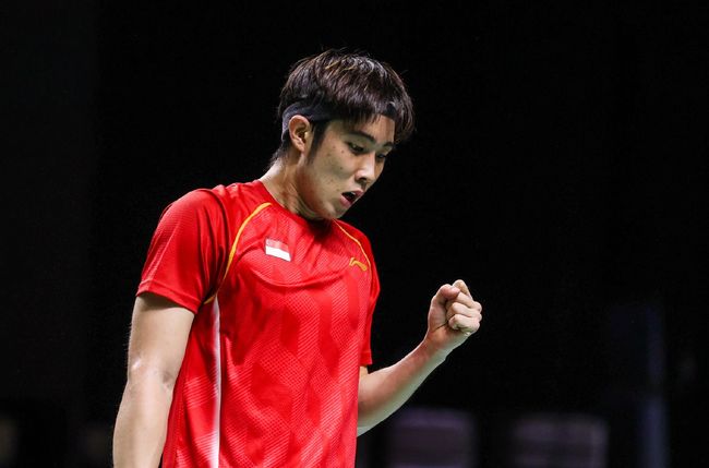 来坚持晨泳 来坚持晨泳