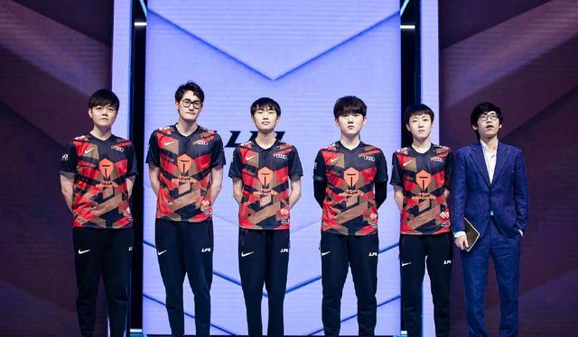 份为球队画 份为球队画